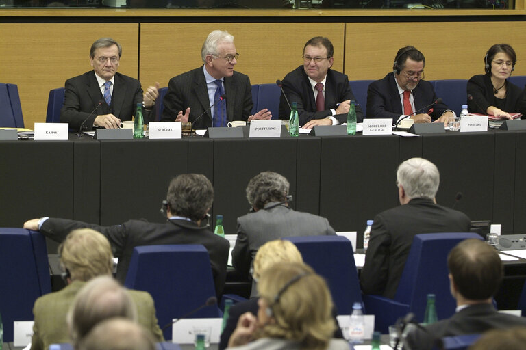 Fotografija 17: The Federal Chancellor of Austria in a meeting at the EP in Strasbourg.