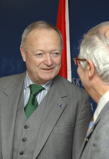 Fotografija 5: EP President meets with the President of the Parliament of Austria.