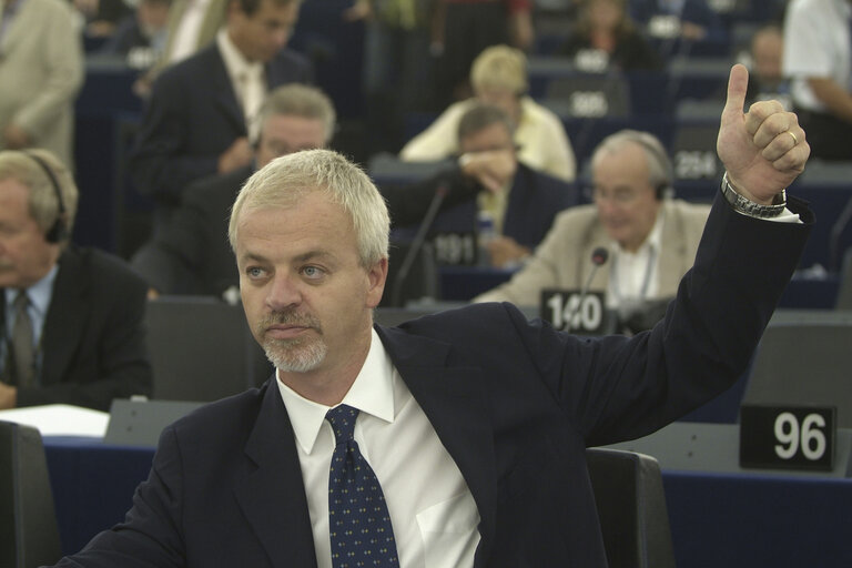 Lapo PISTELLI in plenary session in Strasbourg.