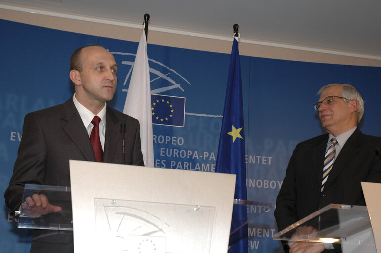 Fotó 1: Press conference following the EP President's meeting with the Prime Minister of Poland.