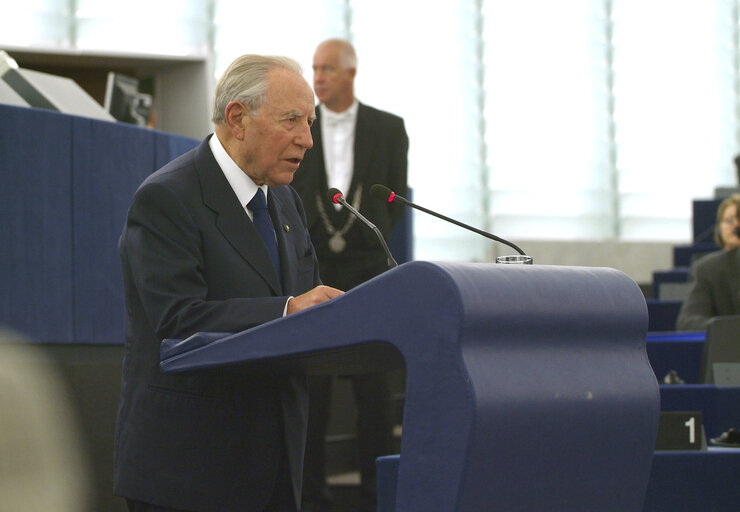 Zdjęcie 15: Visit of the President of Italy to the EP.