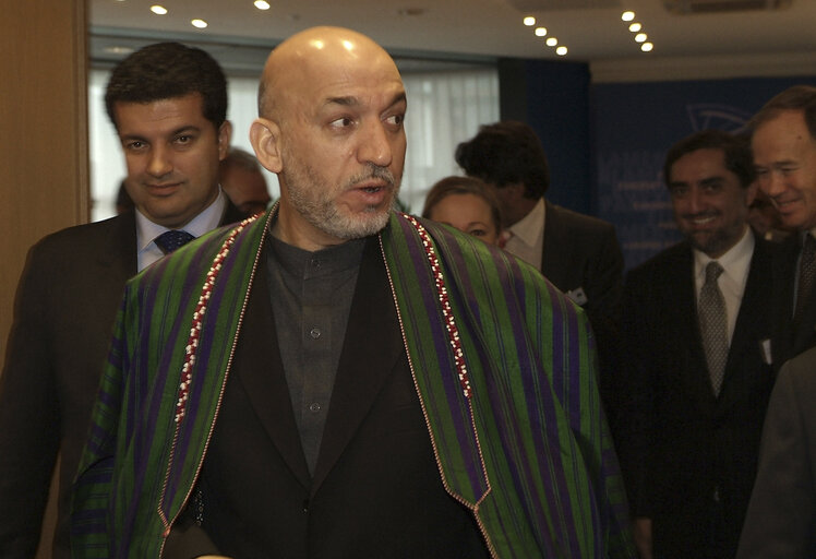 Fotografie 10: Press conference by the President of Afghanistan following the signature of a joint EU-Afghan declaration.