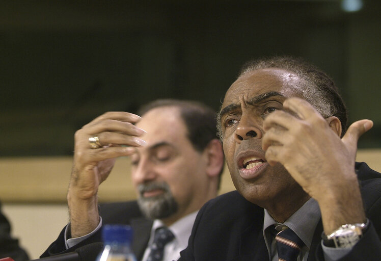 Fotografia 5: Press conference with Gilberto GIL, Brazilian Minister of Culture, in Brussels