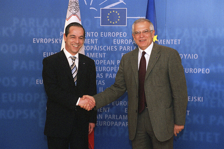 Foto 4: EP President meets with the Prime Minister of Malta.