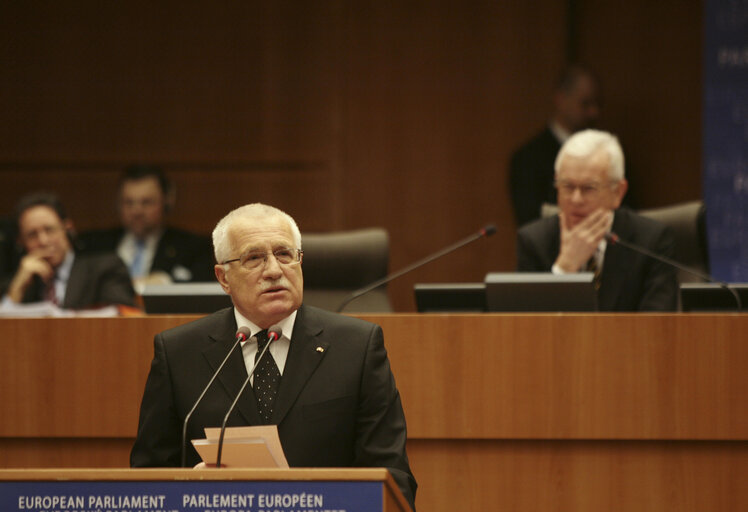 Nuotrauka 8: Formal sitting with a statement by the President of the Czech Republic.