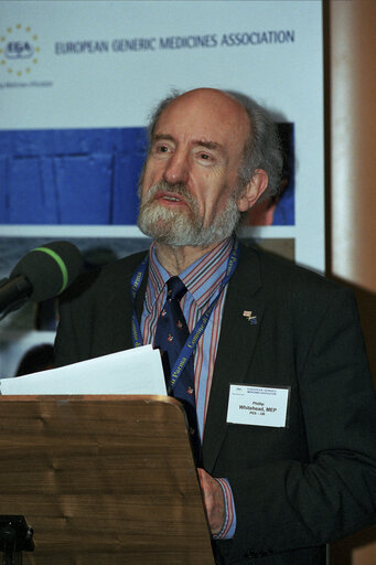 Photo 15: MEP in a meeting at the EP in Brussels