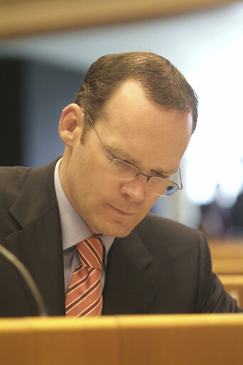 Fotó 11: Simon COVENEY in a meeting at the EP in Brussels.