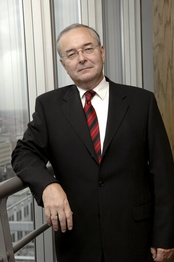 Portrait of MEP Herbert BOSCH in Brussels