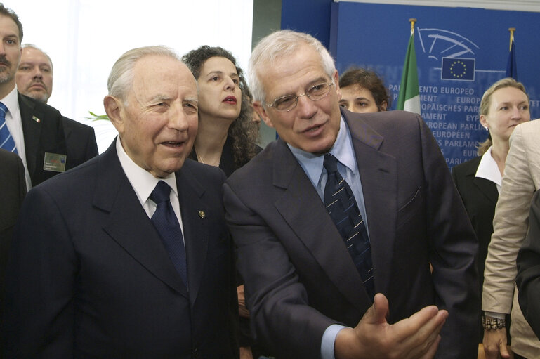 Zdjęcie 3: EP President meets with the President of Italy.