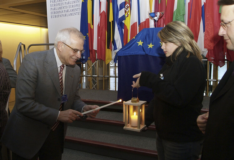 Photo 6: European Flame of Peace.