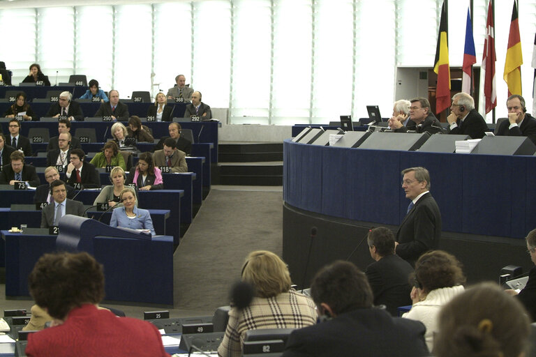 Fotografija 21: The Federal Chancellor of Austria in plenary session of the EP in Strasbourg.