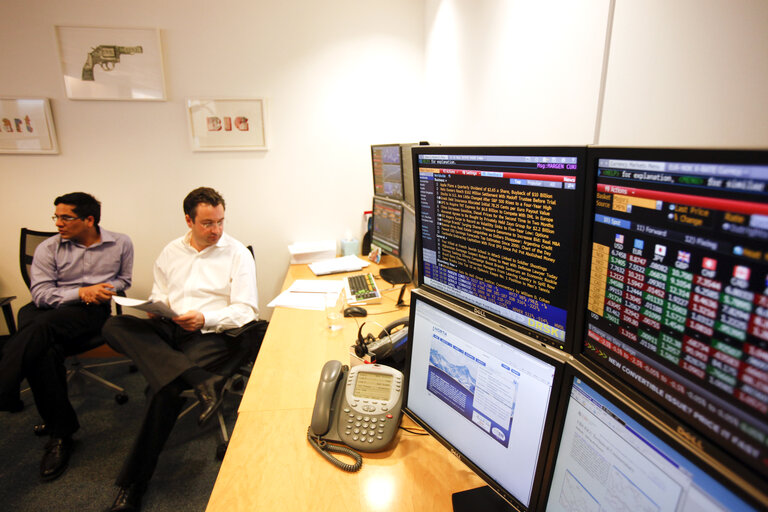 Foto 6: Staff at the office of North Asset Management hedge fund