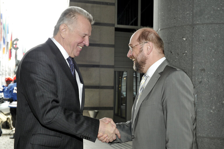 EP President meets with President of Hungary