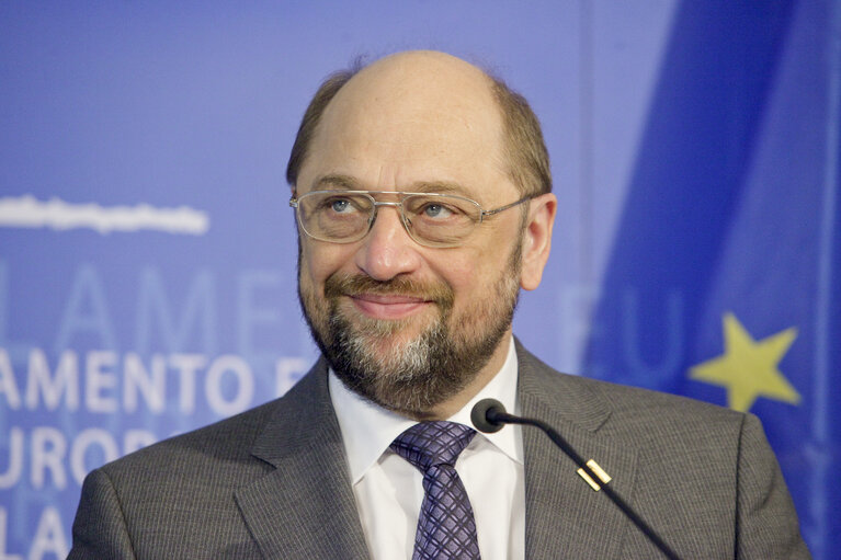 EP President meets with the Prime Minister of Qatar