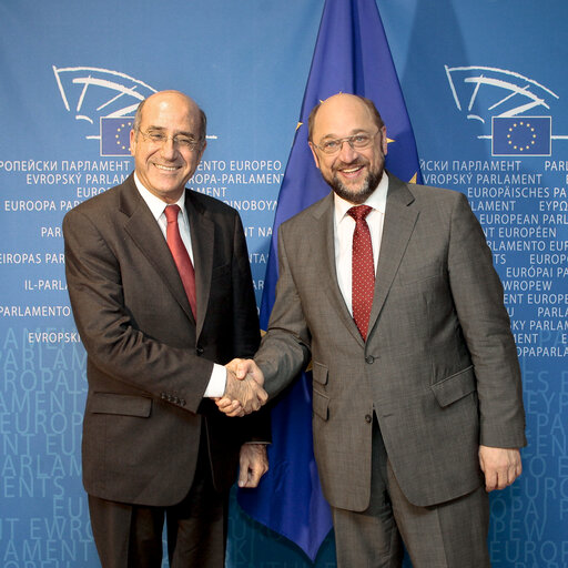 Fotó 2: Martin SCHULZ - EP President meets with Demetris ELIADES - Cyprus Defence Minister