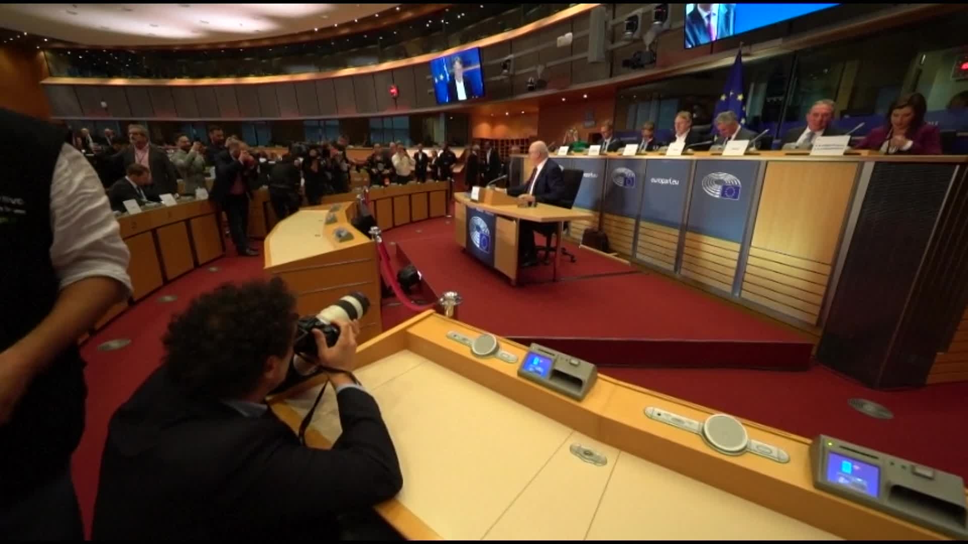 Infoclip: Hearing of Phil HOGAN, Commissioner-designate, Trade - Cutaways