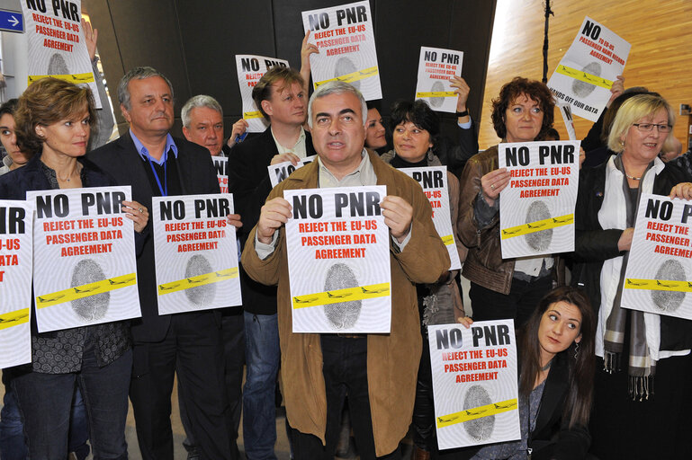 Foto 4: Demonstration against the PNR agreement