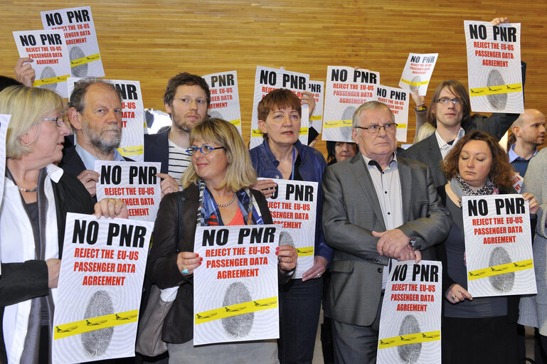 Foto 6: Demonstration against the PNR agreement