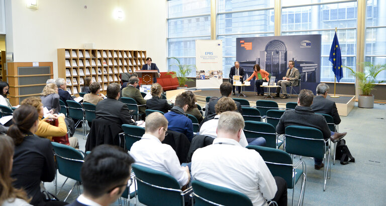 Suriet 20: EPRS book talk - The future of European Identity: A Conversation with Thomas RISSE