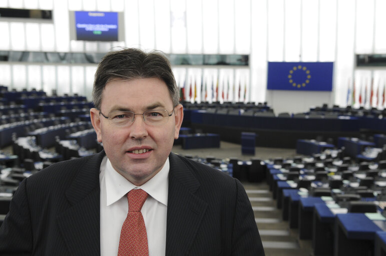 Foto 7: Derk Jan EPPINK at the EP in Strasbourg.