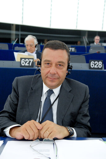 Fotografi 13: Guido MILANA in plenary session in Strasbourg.