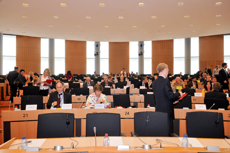 Fotografija 1: SEDE  subcommittee constituent meeting for the 7th Parliamentary Term.