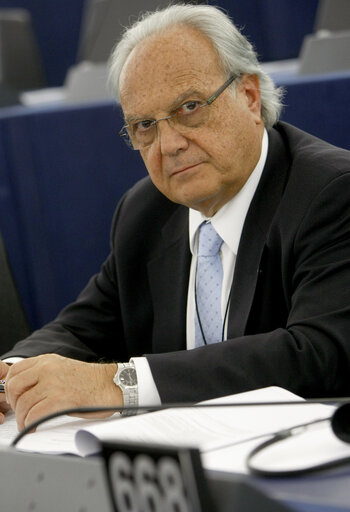 Photo 4 : MEP Antonio MUSSA