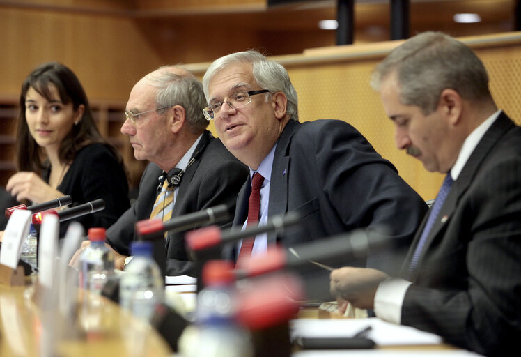 Fotogrāfija 8: AFET Committee meeting with the   Foreign Minister of Jordan.