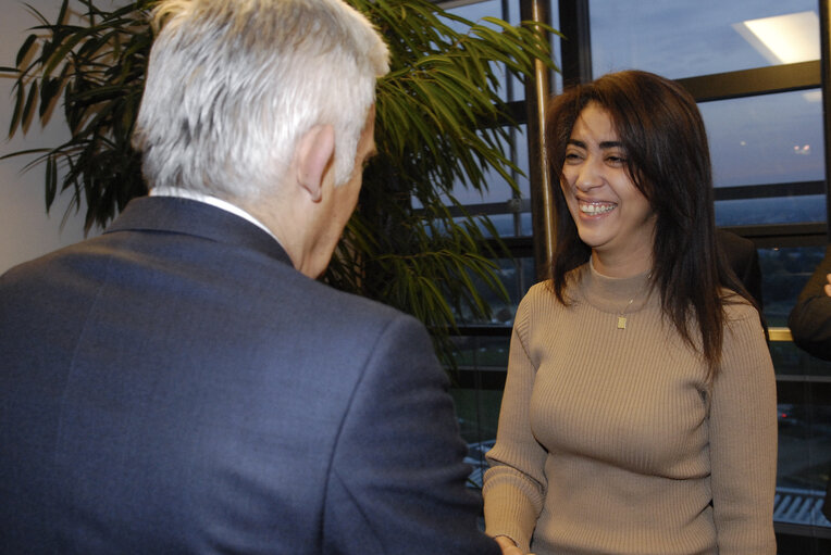 Foto 19: EP President has breakfast with the Mayor of Strasbourg.