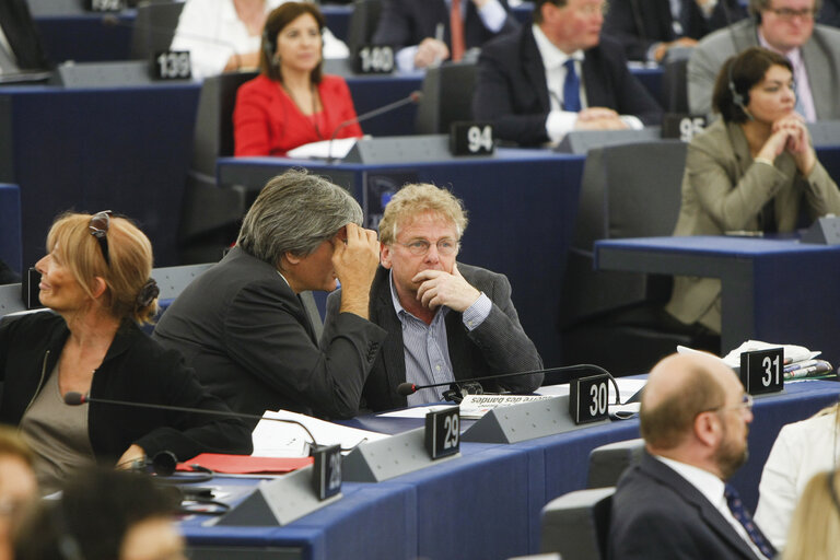 Fotografia 6: Stephane LE FOLL and Daniel COHN BENDIT in plenary session in Strasbourg.