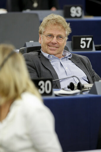 Fotogrāfija 1: Daniel COHN BENDIT in plenary session in Strasbourg.