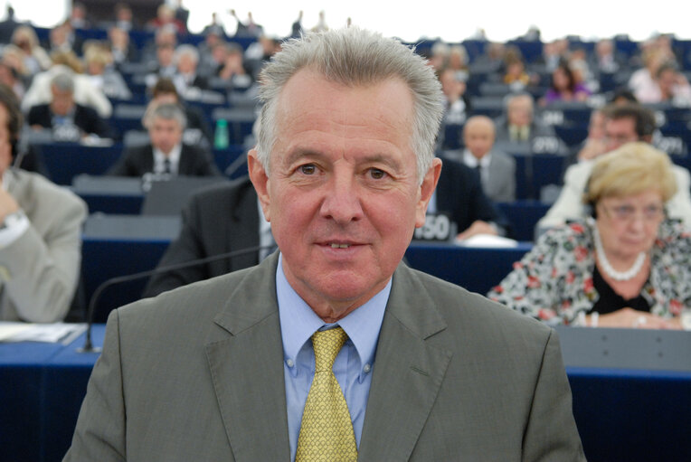 Fotografija 48: Pal SCHMITT in plenary session in Strasbourg.