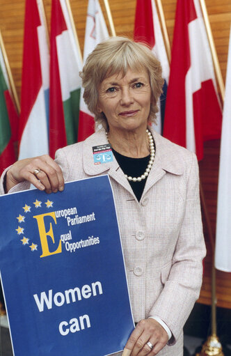 Fotografie 3: Action: European Parliament - Equal Opportunities: Women Can.