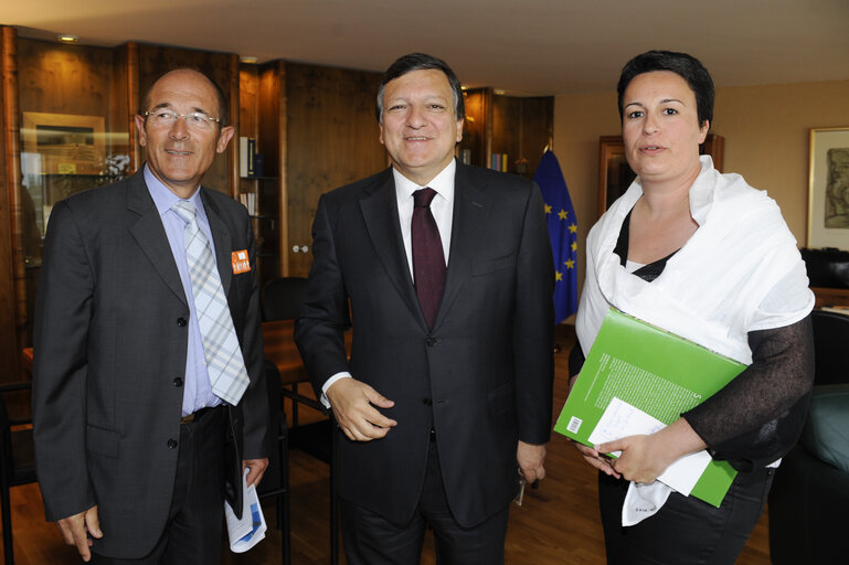 Φωτογραφία 2: EC President Jose Manuel BARROSO meets with Estelle GRELIER Mep