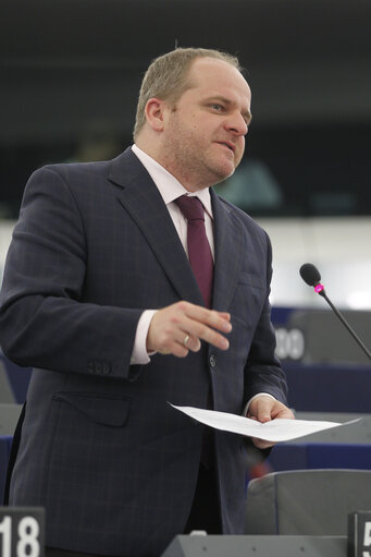 Fotografie 34: Plenary Session Week 19           Meps in Strasbourg Hemicycle