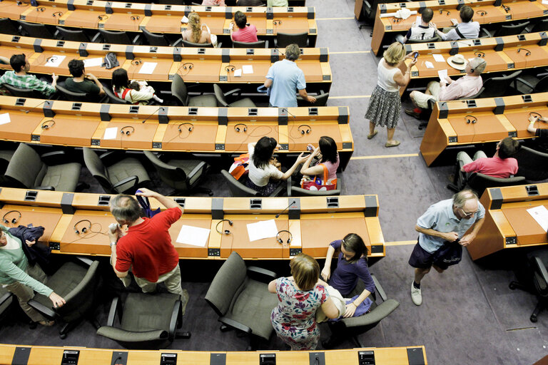 Φωτογραφία 4: Debate European Parliament and Volunteering