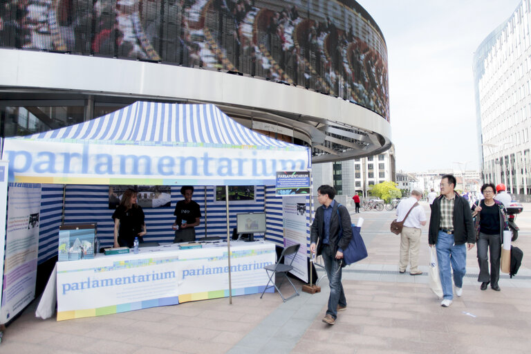 Fotografi 2: Open Day: Stand Visitors - Visitors Center