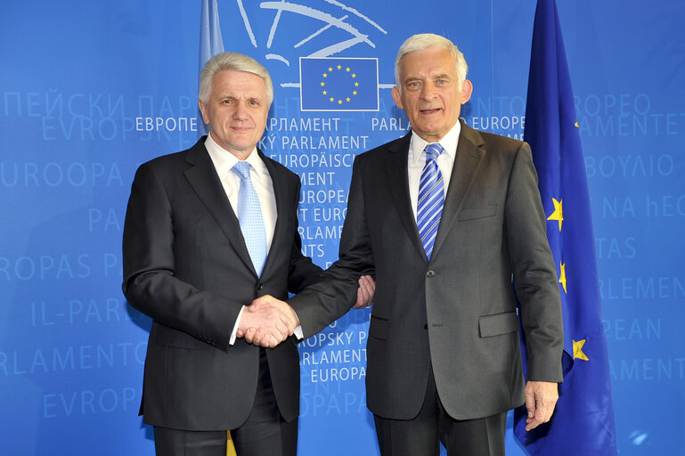 Fotografia 3: EP President Jerzy Buzek meets with Ukranian Chairman of the Vekhovna Rada, Volodymyr Lytvyn