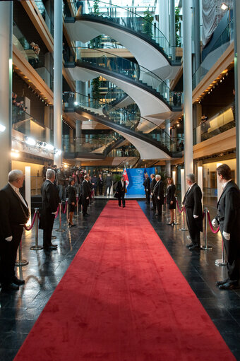 Zdjęcie 1: Welcomes Mikheil SAAKASHVILI, President of Georgia - Protocol entrance by EP President, Jerzy BUZEK