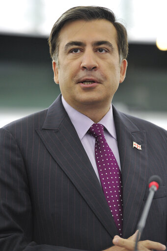 Zdjęcie 14: Mikheil Saakashvili, President of Georgia, adresses a formal sitting of the European Parliament in Strasbourg