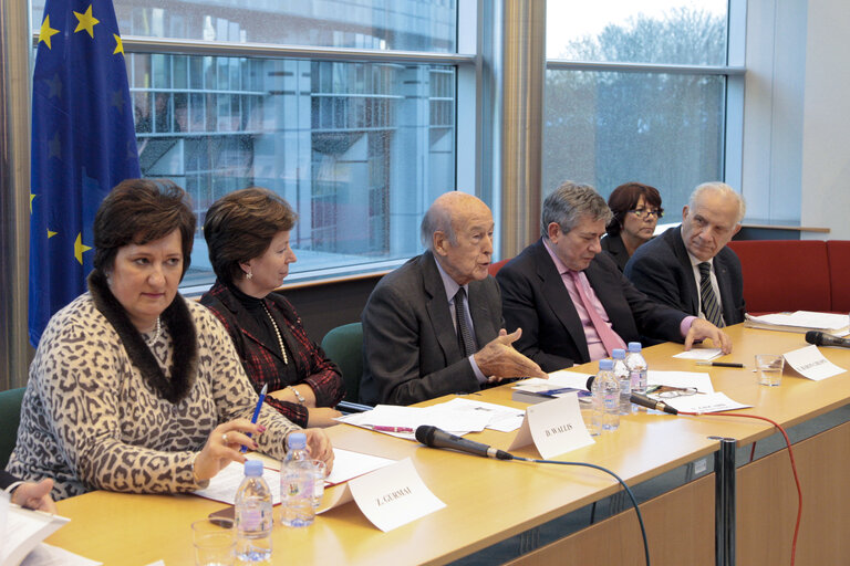 Fotografie 9: Presentation of a book about the Lisbon Treaty .