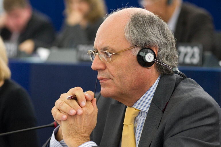 Fotografija 28: Portrait of Mr  Edward SCICLUNA in the hemicycle