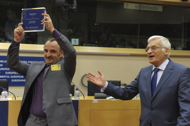 Zdjęcie 11: The European Parliament Journalism Prize 2010 is awarded to Polish, Hungarian and British journalists during a ceremony in Brussels