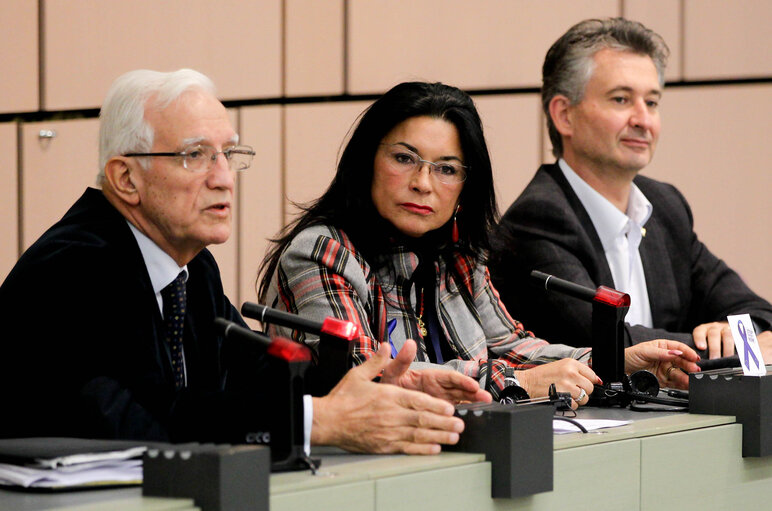 Foto 10: Laureates of a contest organised by the European Parliament Office in Italy