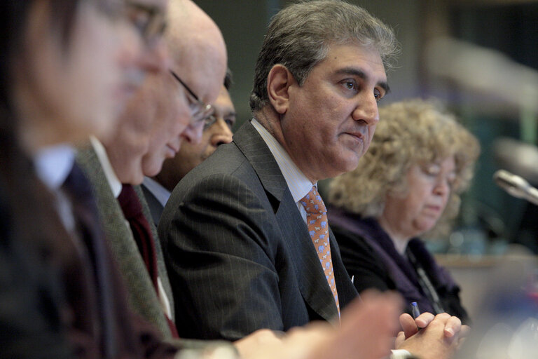 Billede 4: Exchange of views with Pakistan Foreign Minister QURESHI