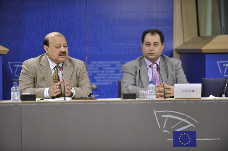 Φωτογραφία 3: Press Conference on the current situation in Kashmir