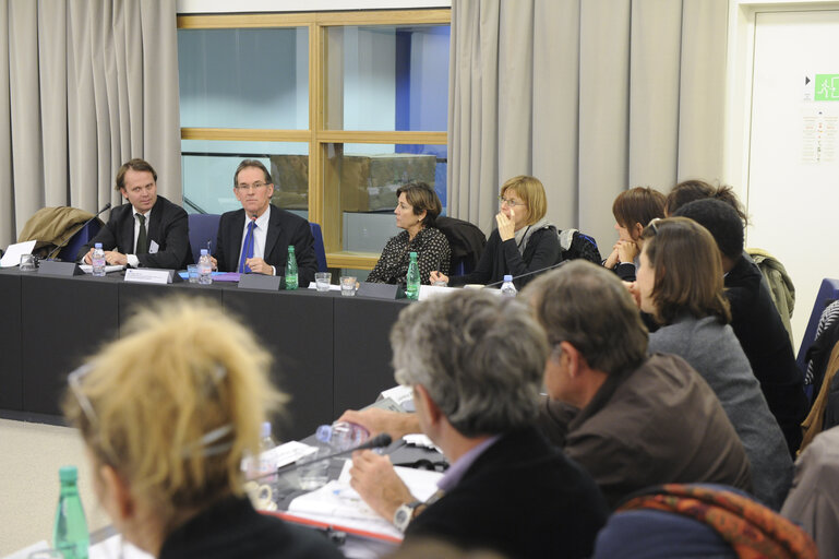 Zdjęcie 1: MEP Alain Cadec takes part in a meeting in Strasbourg