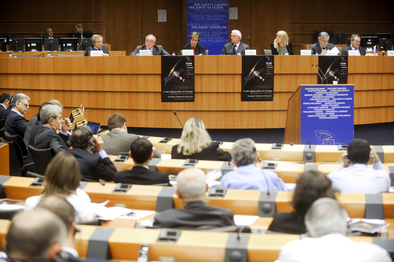 Foto 4: Conference on a new Space Policy for Europe