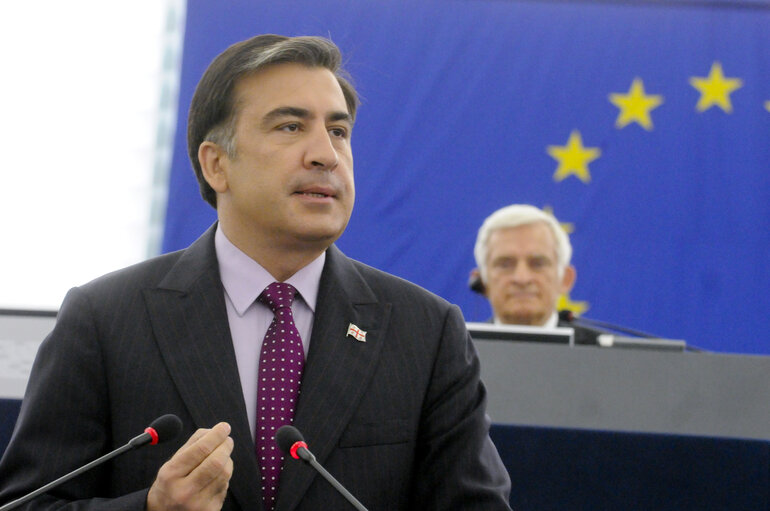 Fotografija 40: Mikheil Saakashvili, President of Georgia, adresses a formal sitting of the European Parliament in Strasbourg