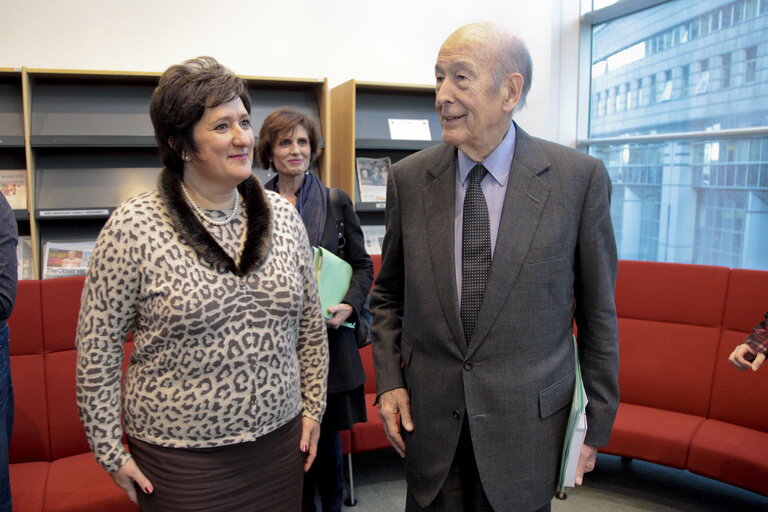 Fotografie 15: Presentation of a book about the Lisbon Treaty .